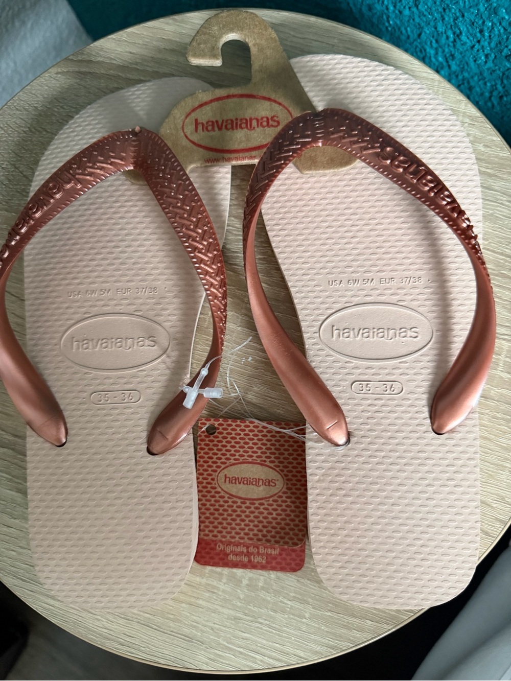 Havaianas Slim Pale Pink with Rose Gold Straps Flip Flops